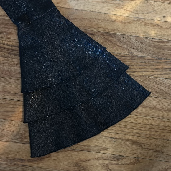 Cynthia Rowley Natasha Bell Sleeve Dress. New with tags, women size 6 US - Picture 2 of 5